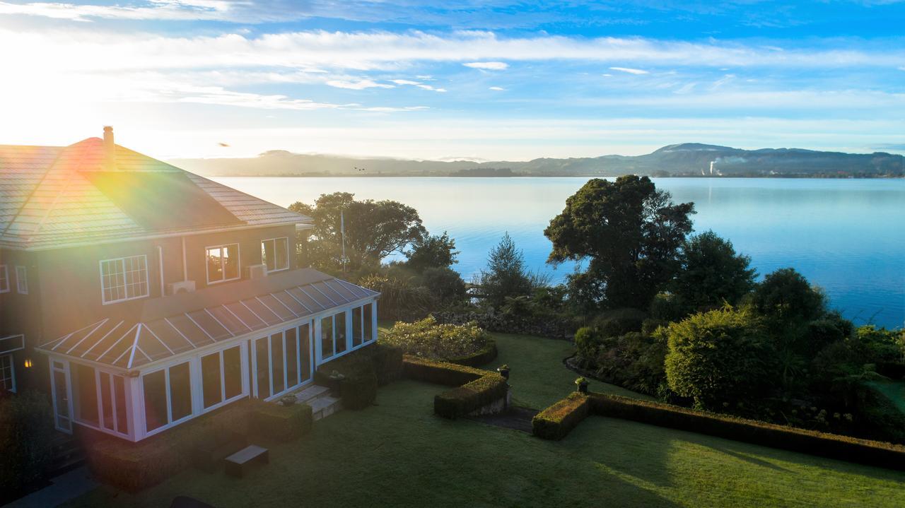 Black Swan Lakeside Boutique Hotel Rotorua Zewnętrze zdjęcie